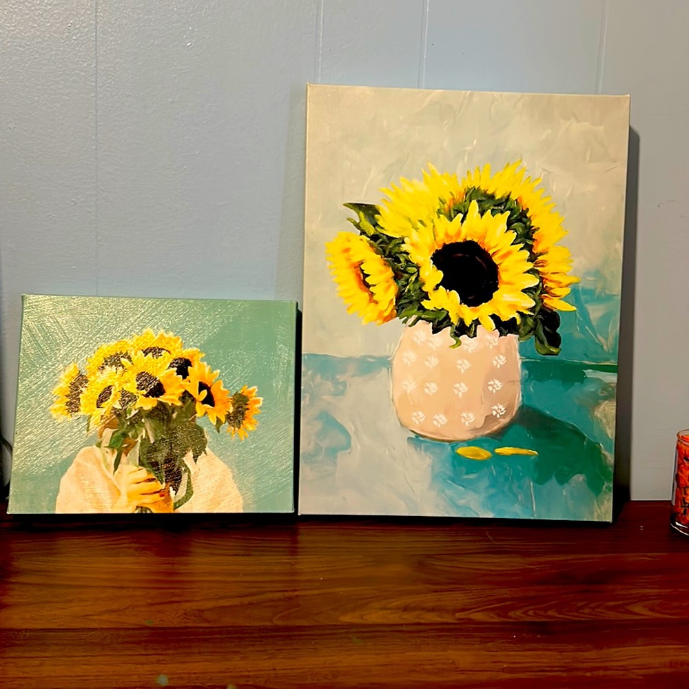 Sunflower pitchers